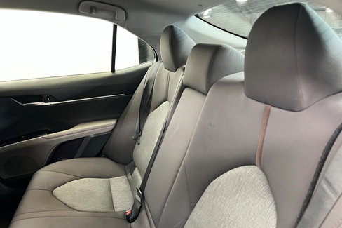 Certified 2019 Toyota Camry LE image 21