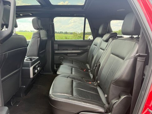Used 2020 Ford Expedition Max XLT w/ Equipment Group 202A image 11