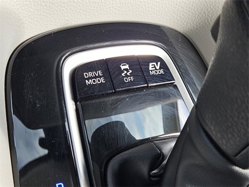 Used 2025 Toyota Corolla XLE image 21