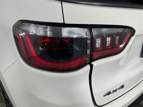 Used 2017 Jeep Compass Trailhawk image 20
