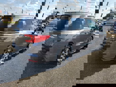 Used 2019 Honda Odyssey EX image 4