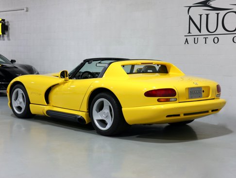 Used 1995 Dodge Viper RT/10 image 32