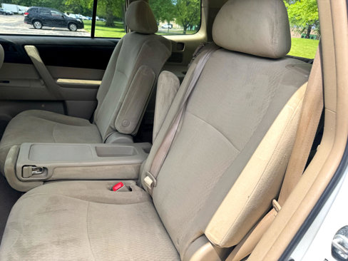Used 2010 Toyota Highlander 2WD image 34