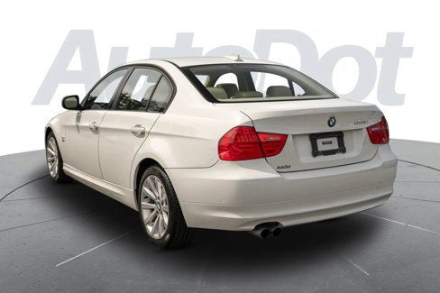 Used 2011 BMW 328i xDrive Sedan image 2