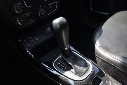 Used 2019 Jeep Compass Altitude image 30