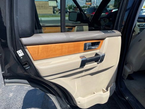 Used 2013 Land Rover LR4 HSE image 20