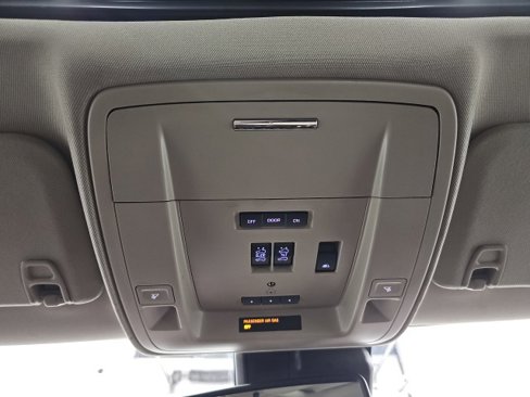 Used 2016 Chevrolet Silverado 1500 High Country w/ High Country Premium Package image 29