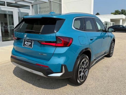 Used 2025 BMW X1 xDrive28i image 3