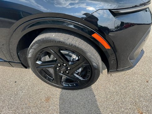Certified 2024 Chevrolet Equinox EV RS image 8