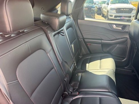 Used 2023 Ford Escape Platinum image 23