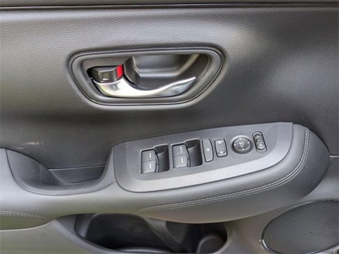 New 2026 Honda HR-V LX image 12