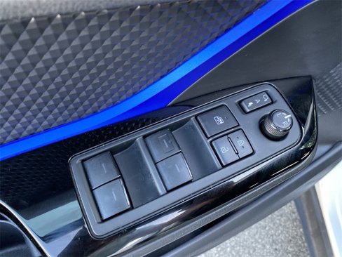 Used 2021 Toyota C-HR XLE image 12