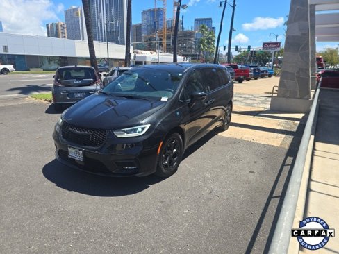 Used 2022 Chrysler Pacifica Touring-L w/ S Appearance Package image 6