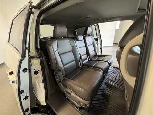 Used 2015 Honda Odyssey EX-L image 25