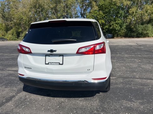 Used 2020 Chevrolet Equinox LT w/ Driver Convenience Package image 5