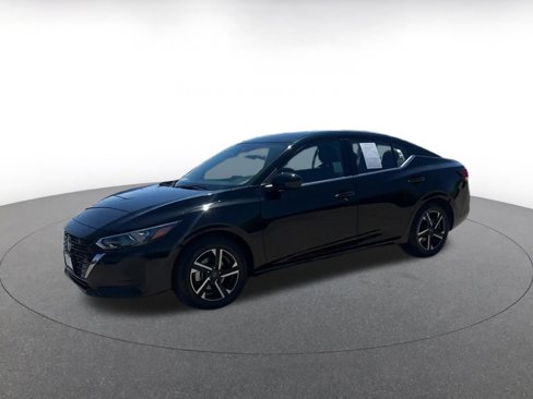 Used 2024 Nissan Sentra SV image 7