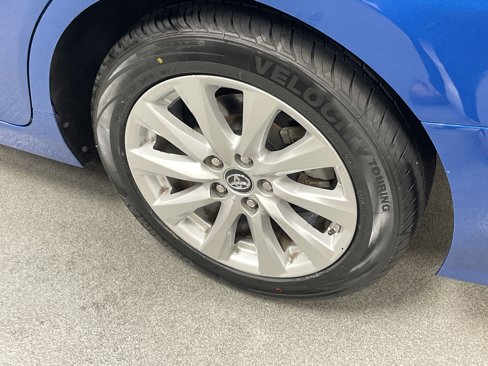 Used 2019 Toyota Camry LE image 33
