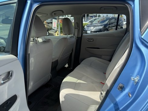 Used 2011 Nissan Leaf SL image 18