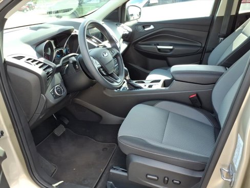 Certified 2017 Ford Escape SE w/ Equipment Group 201A image 11