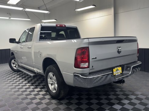 Used 2016 RAM 1500 Classic SLT image 5