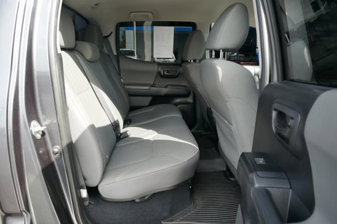 Used 2020 Toyota Tacoma SR image 18