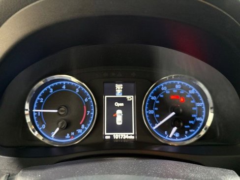 Used 2019 Toyota Corolla SE w/ SE Premium Package image 15