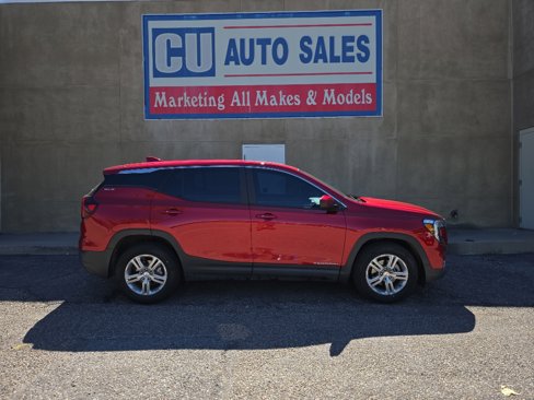 Used 2022 GMC Terrain SLE image 7