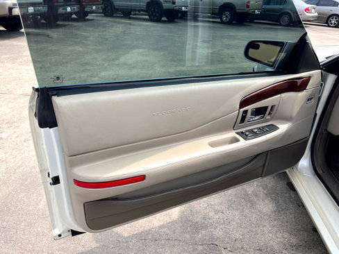 Used 1997 Cadillac Eldorado Touring image 21