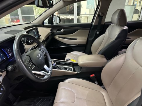 Used 2019 Hyundai Santa Fe FWD image 17