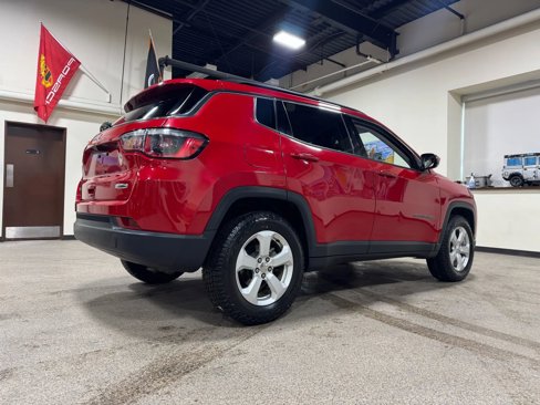 Used 2018 Jeep Compass Latitude w/ Cold Weather Group image 5