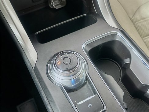 Used 2018 Ford Fusion S image 16