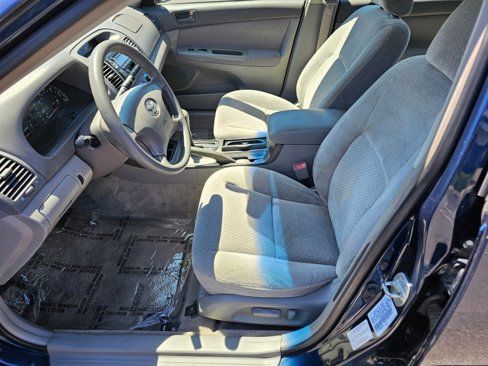 Used 2003 Toyota Camry LE image 19