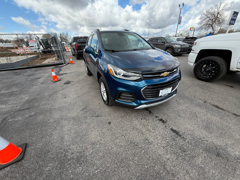 Used 2020 Chevrolet Trax LT w/ LT Convenience Package image 4