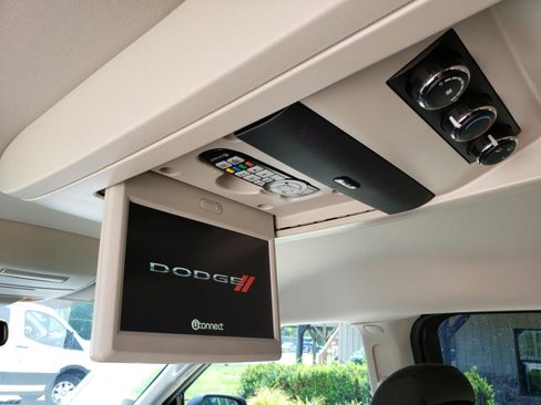 Used 2017 Dodge Grand Caravan SE w/ Power Window Group image 13