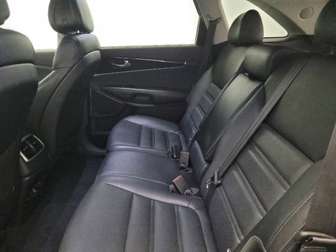 Used 2016 Kia Sorento SX image 18