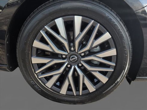 Used 2023 Nissan Altima 2.5 SV image 24