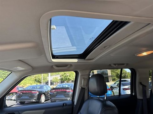 Used 2017 Jeep Patriot High Altitude image 14