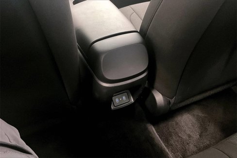 Certified 2025 Hyundai Elantra SE image 25