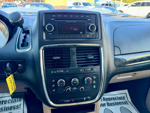Used 2014 Dodge Grand Caravan SE w/ Quick Order Package 29E SE image 18