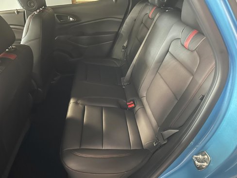 New 2025 Chevrolet Trax RS w/ Sunroof Package image 12