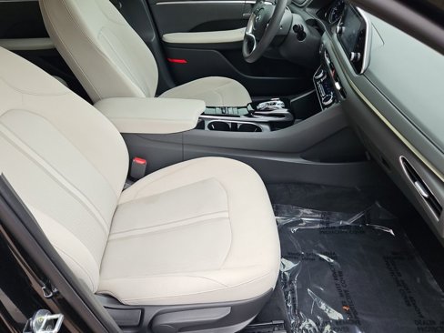 Used 2022 Hyundai Sonata SEL image 17