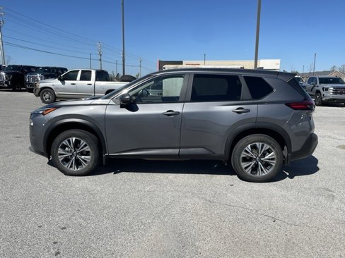 Used 2023 Nissan Rogue SV image 4