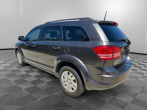 Used 2020 Dodge Journey SE image 5