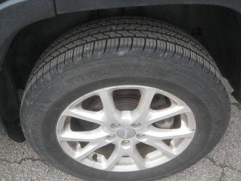 Used 2015 Jeep Cherokee Latitude image 34