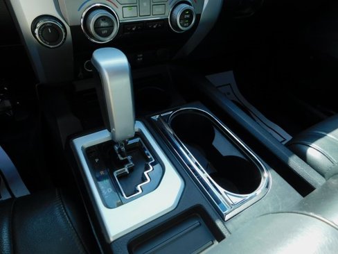 Used 2014 Toyota Tundra Limited image 27