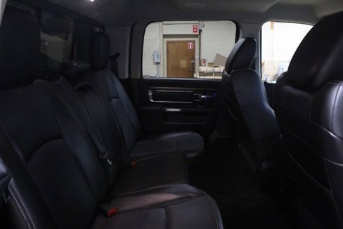 Used 2014 RAM 1500 Laramie image 13