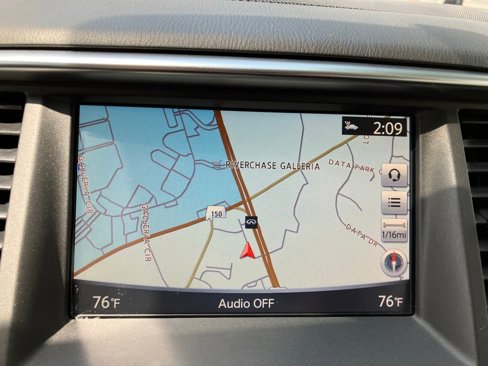 Used 2019 Nissan Armada SV image 8