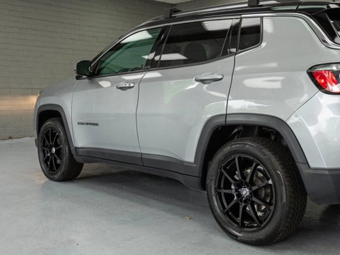 Used 2020 Jeep Compass Limited w/ Safety & Security Group image 37