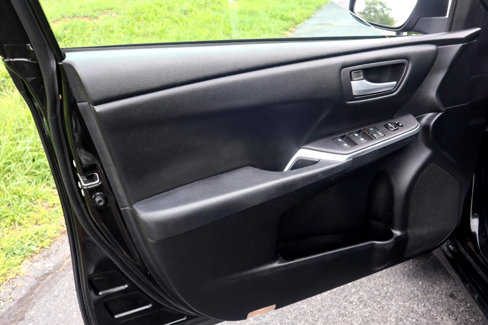 Used 2015 Toyota Camry LE image 46