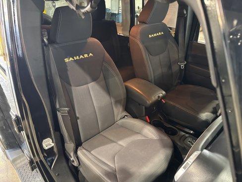 Used 2013 Jeep Wrangler Unlimited Sahara w/ Connectivity Group image 26